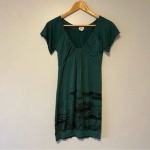Aritzia Wilfred Green printed mini dress V neckline ruched Size medium